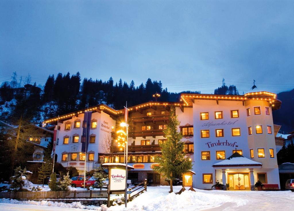 جيرلوس Alpenhotel Tirolerhof الغرفة الصورة