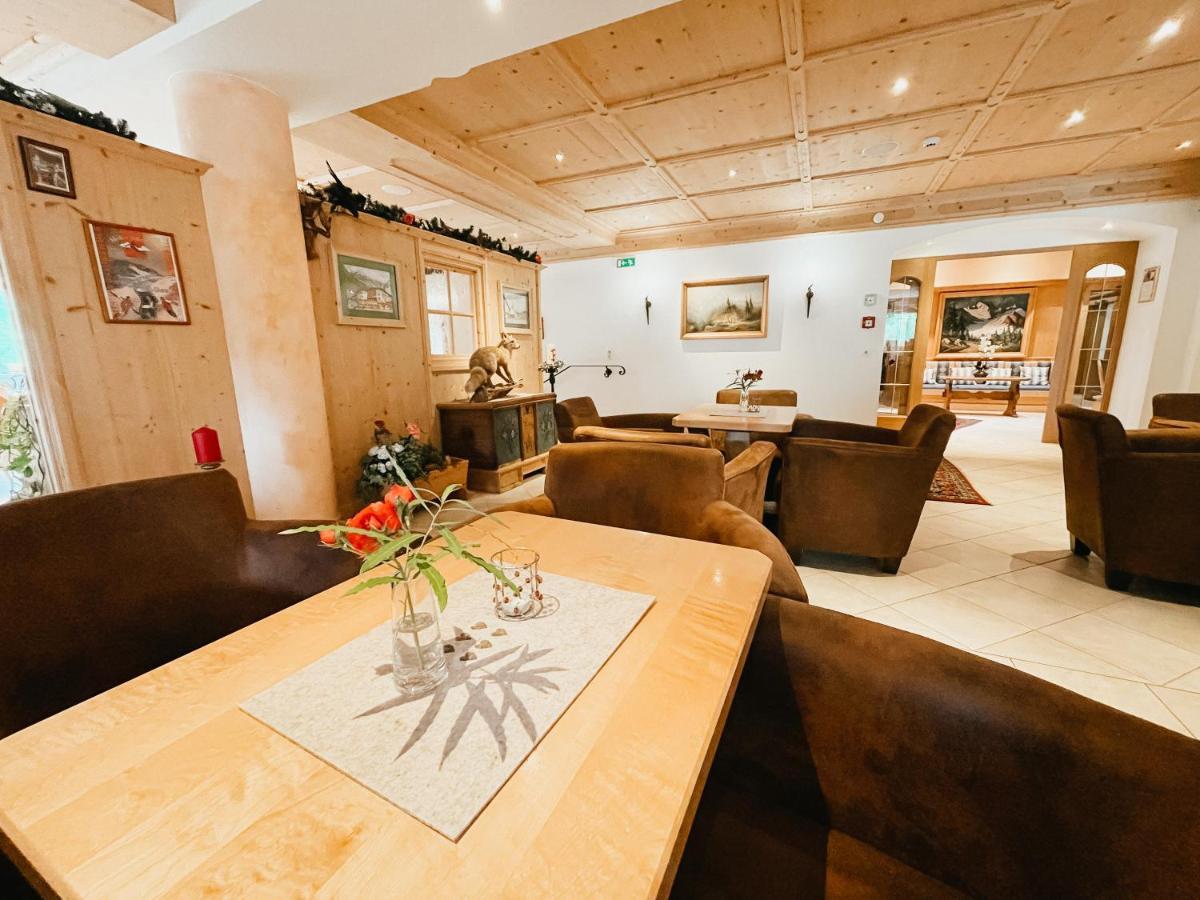 جيرلوس Alpenhotel Tirolerhof المظهر الخارجي الصورة