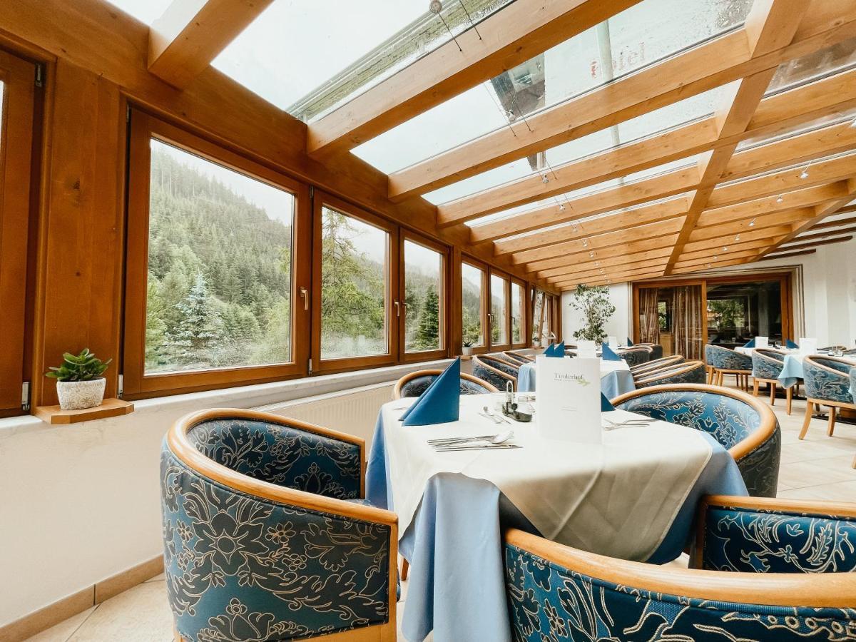 جيرلوس Alpenhotel Tirolerhof المظهر الخارجي الصورة