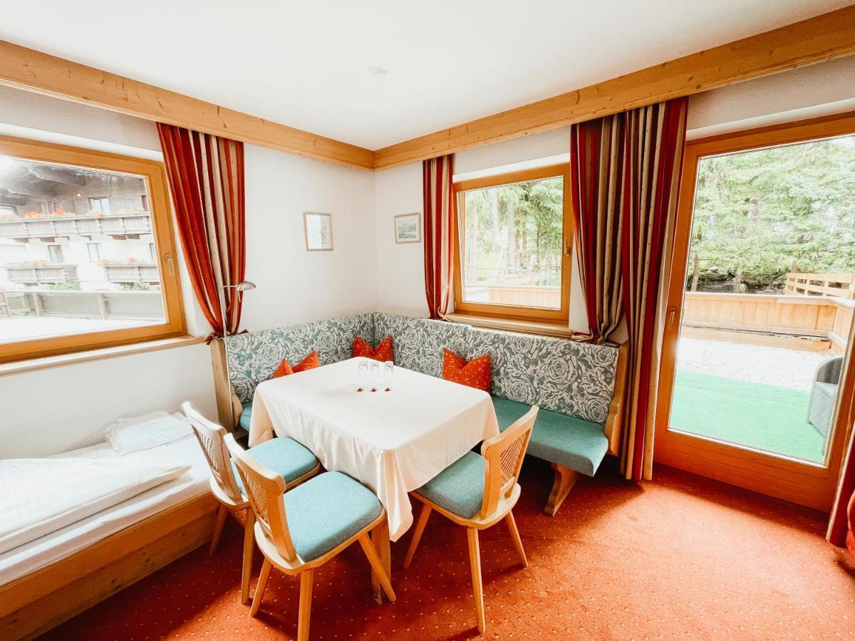 جيرلوس Alpenhotel Tirolerhof المظهر الخارجي الصورة