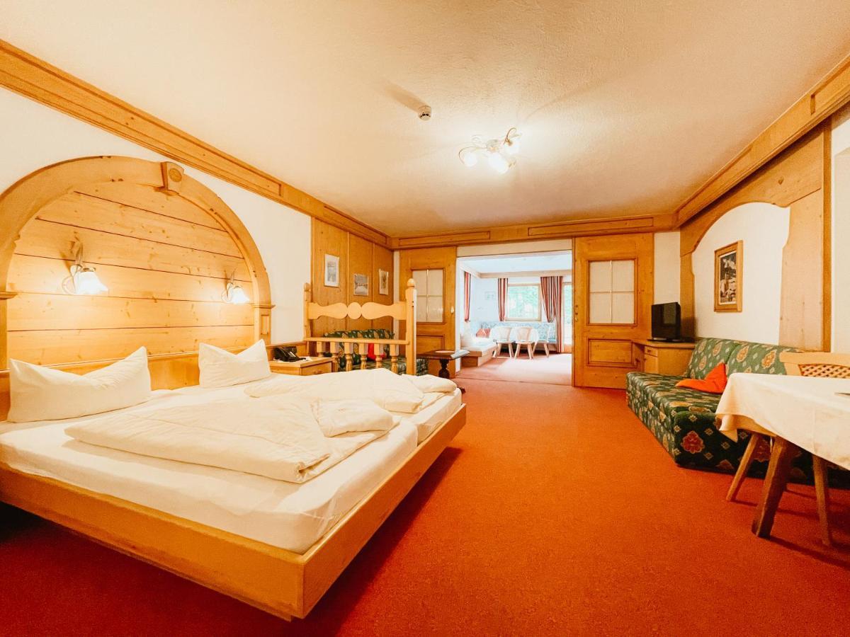 جيرلوس Alpenhotel Tirolerhof المظهر الخارجي الصورة